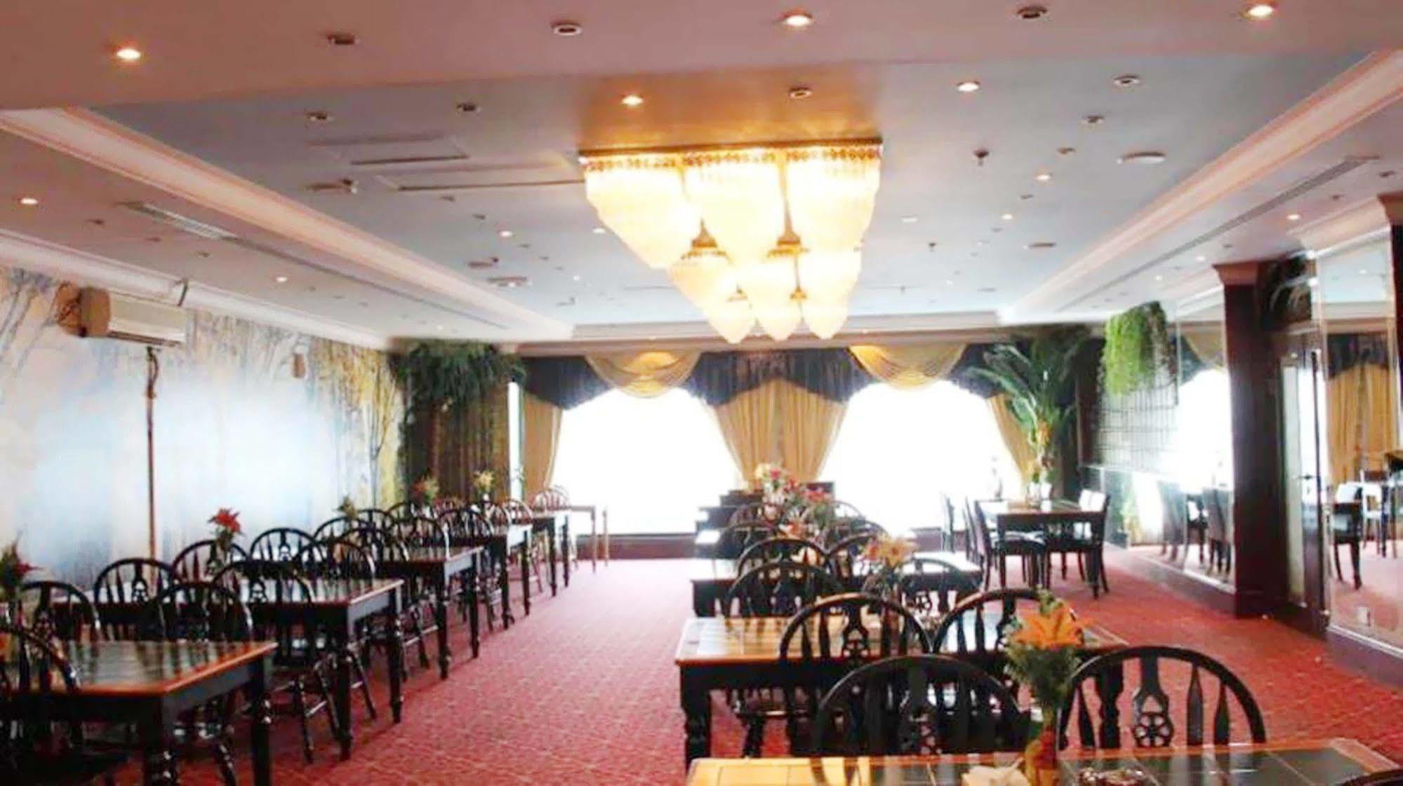 Royal Garden Hotel 迪拜 外观 照片